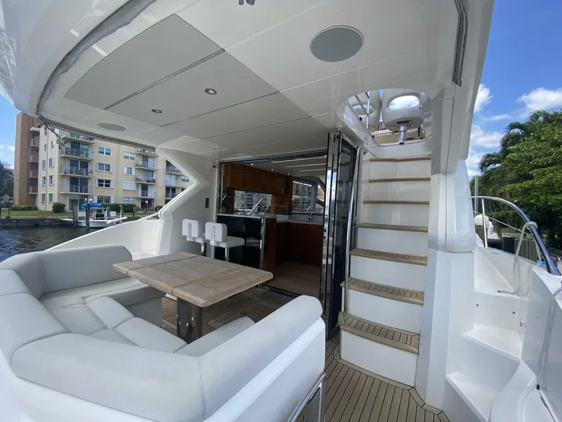Slide: The Image of Sunseeker 52 Manhattan 2017 - 12