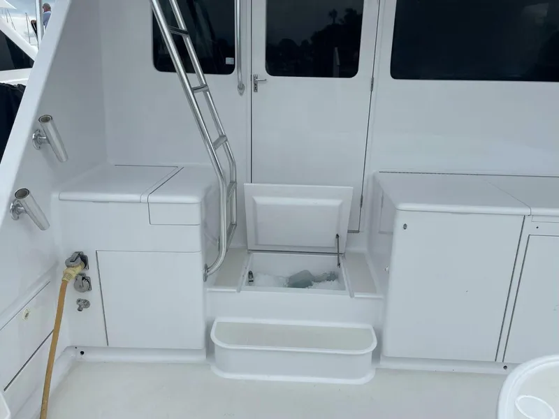 Slide: The Image of Custom Carolina Lydia 57 Sportfish 2001 - 36