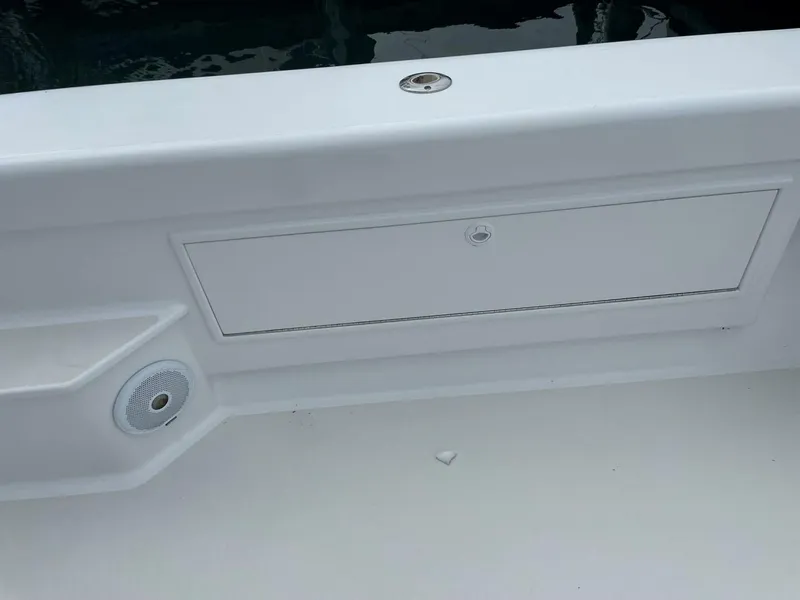 Slide: The Image of Custom Carolina Lydia 57 Sportfish 2001 - 44