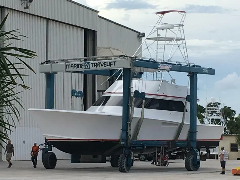 Slide: The Image of Custom Carolina Lydia 57 Sportfish 2001 - 55