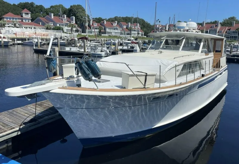 Slide: The Image of Chris-Craft 47 Commander 1969 - 2