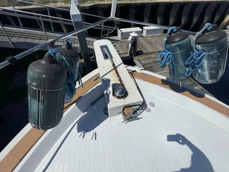 Slide: The Image of Chris-Craft 47 Commander 1969 - 30