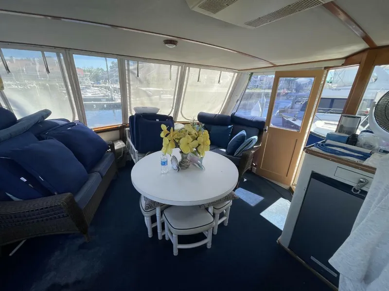 Slide: The Image of Chris-Craft 47 Commander 1969 - 33