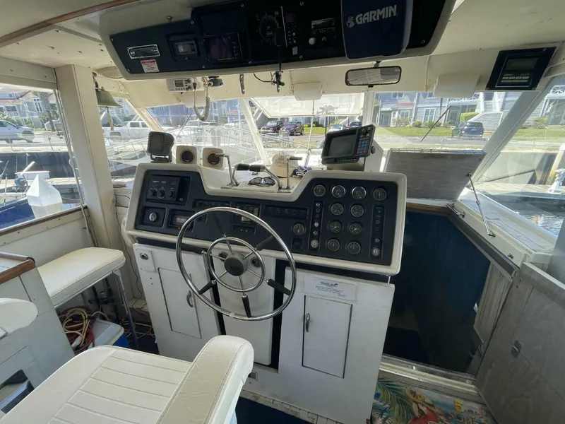 Slide: The Image of Chris-Craft 47 Commander 1969 - 37