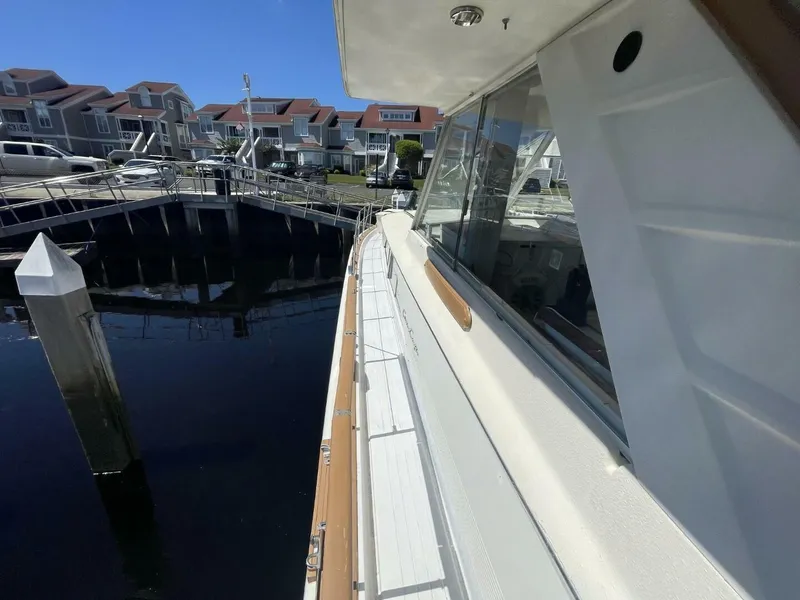 Slide: The Image of Chris-Craft 47 Commander 1969 - 39