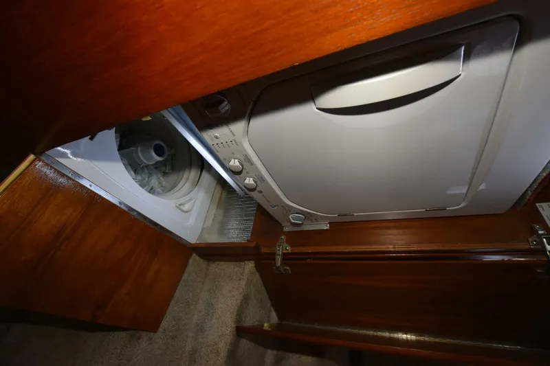 Slide: The Image of Californian 45 Motoryacht 1990 - 31