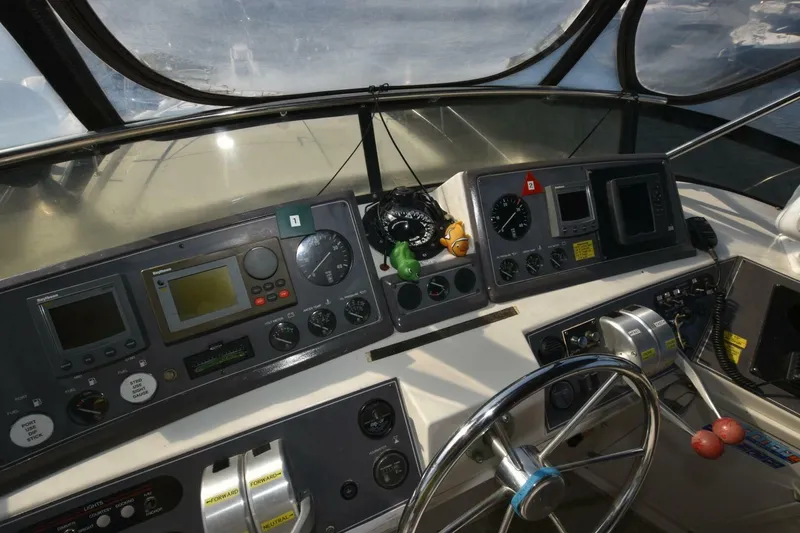 Slide: The Image of Californian 45 Motoryacht 1990 - 34