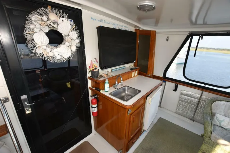 Slide: The Image of Californian 45 Motoryacht 1990 - 41
