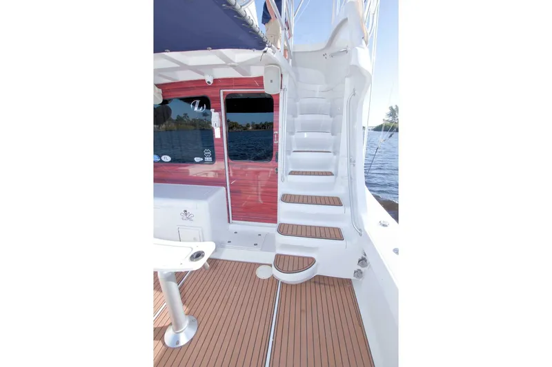 Slide: The Image of Luhrs 36 Convertible 1998 - 22