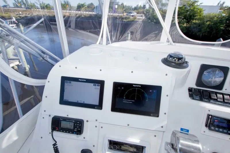 Slide: The Image of Luhrs 36 Convertible 1998 - 26