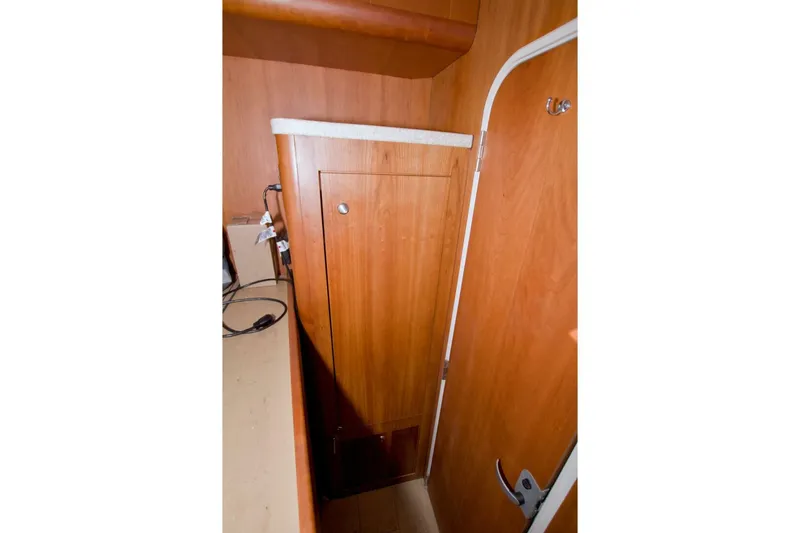 Slide: The Image of Luhrs 36 Convertible 1998 - 40