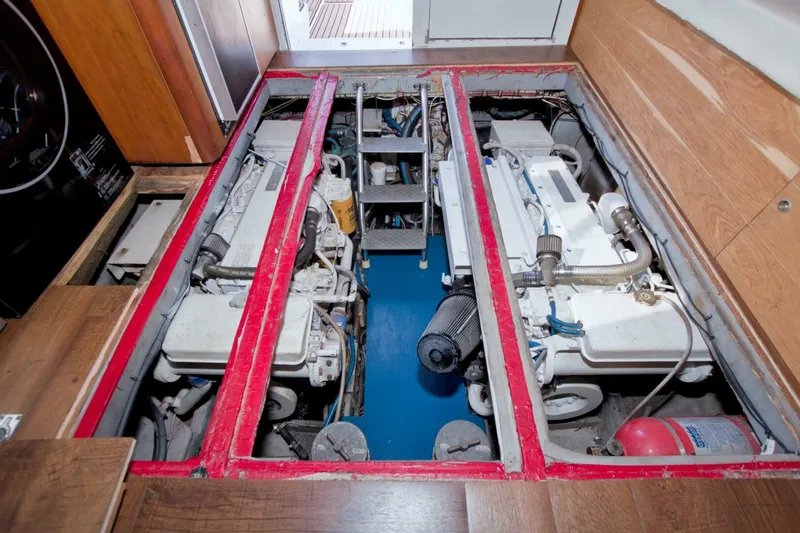 Slide: The Image of Luhrs 36 Convertible 1998 - 57