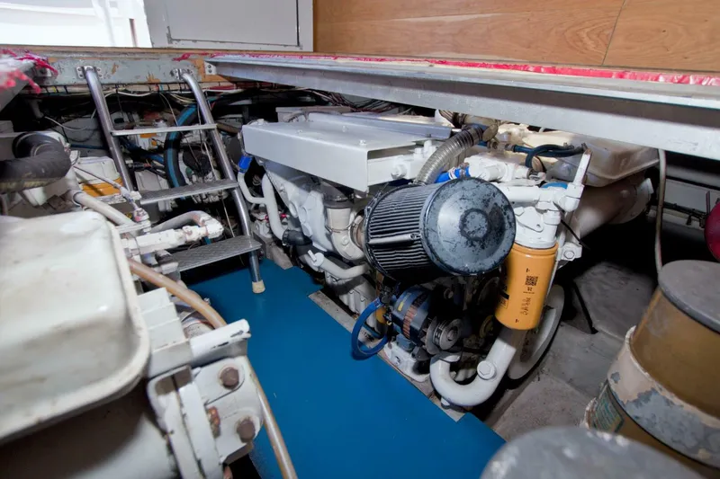 Slide: The Image of Luhrs 36 Convertible 1998 - 60