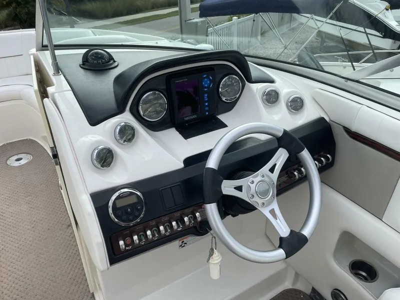Slide: The Image of Sea Ray 270 SLX 2008 - 12