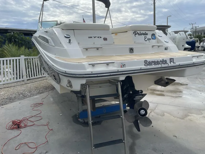 Slide: The Image of Sea Ray 270 SLX 2008 - 3