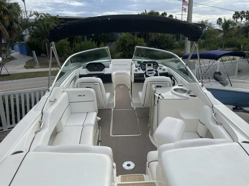 Slide: The Image of Sea Ray 270 SLX 2008 - 9
