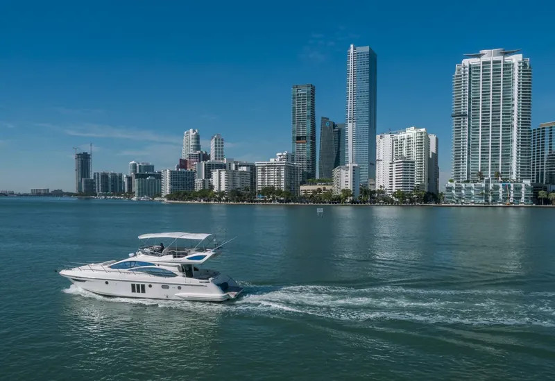 Slide: The Image of Azimut 48 Flybridge 2011 - 4