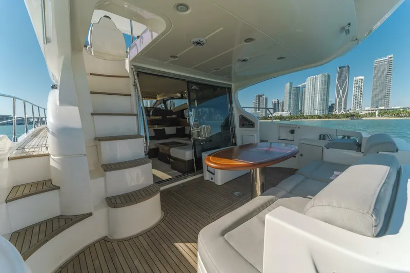 Slide: The Image of Azimut 48 Flybridge 2011 - 8