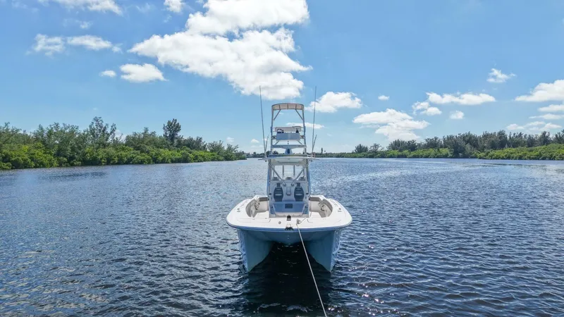 Slide: The Image of TideLine Boats 365 OFFSHORE 2020 - 5
