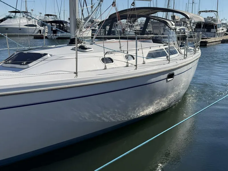 Slide: The Image of Catalina 36 MkII 2001 - 2