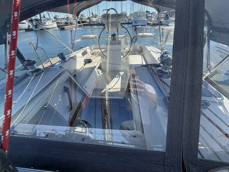 Slide: The Image of Catalina 36 MkII 2001 - 21