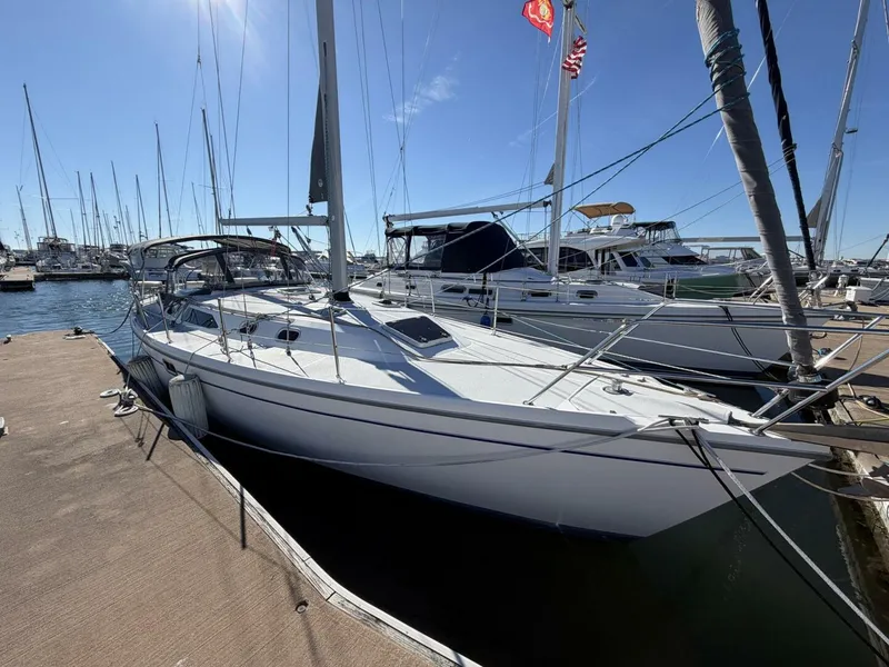 Slide: The Image of Catalina 36 MkII 2001 - 3