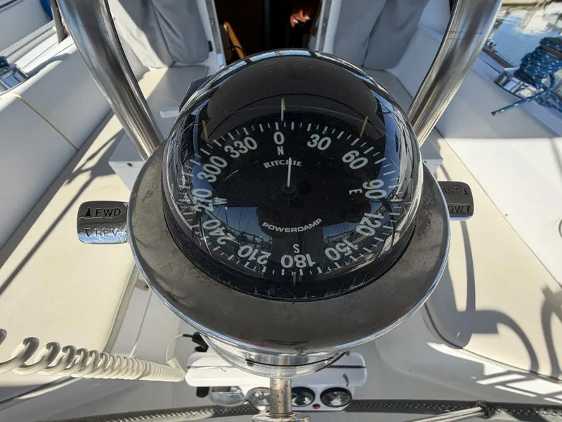 Slide: The Image of Catalina 36 MkII 2001 - 57