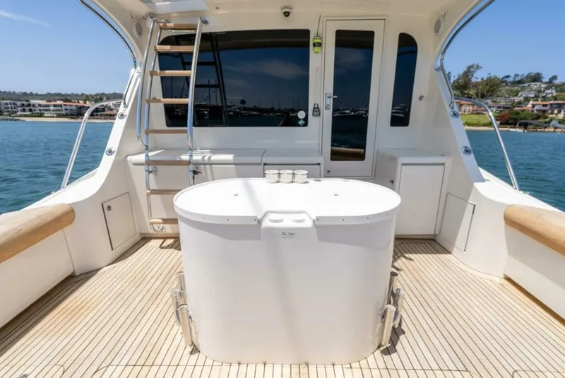 Slide: The Image of Hatteras 54 Convertible 2004 - 27