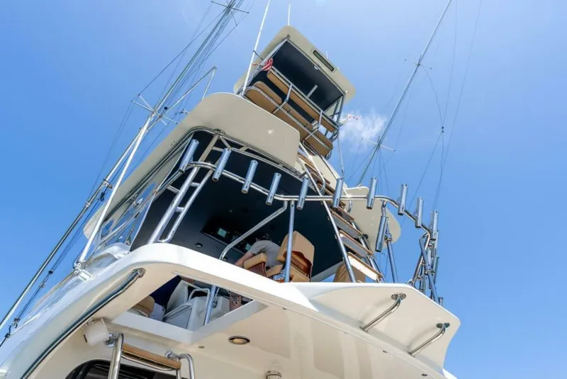 Slide: The Image of Hatteras 54 Convertible 2004 - 31