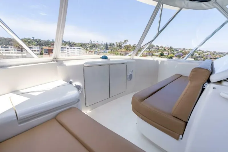 Slide: The Image of Hatteras 54 Convertible 2004 - 35