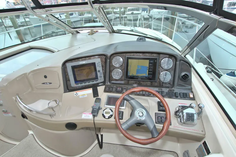 Slide: The Image of Sea Ray 44 Sundancer 2009 - 28