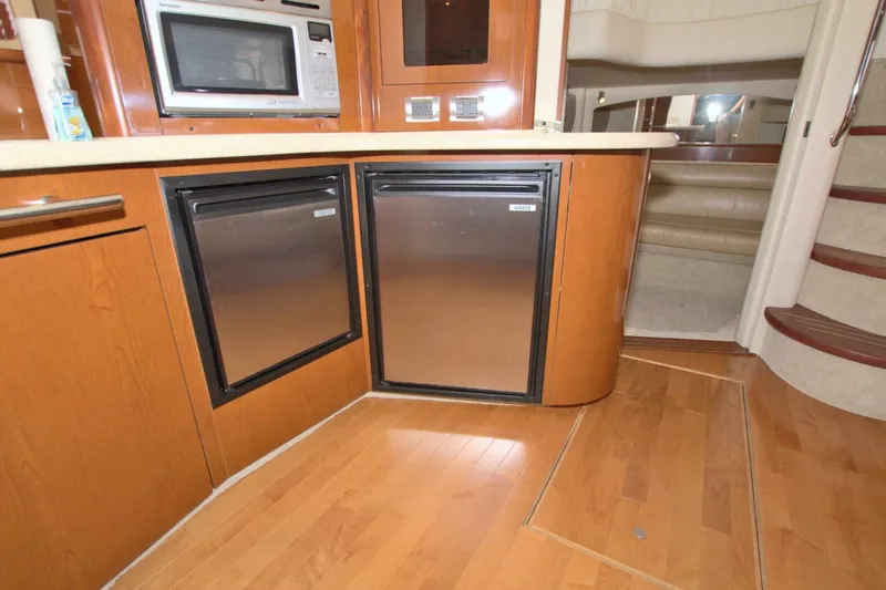 Slide: The Image of Sea Ray 44 Sundancer 2009 - 50