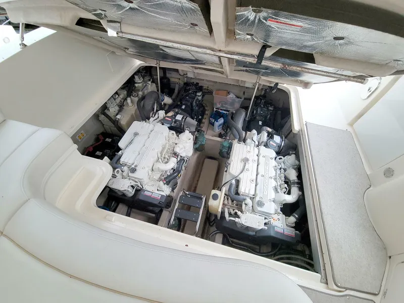 Slide: The Image of Sea Ray 44 Sundancer 2009 - 57