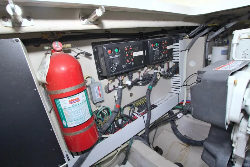 Slide: The Image of Sea Ray 44 Sundancer 2009 - 61