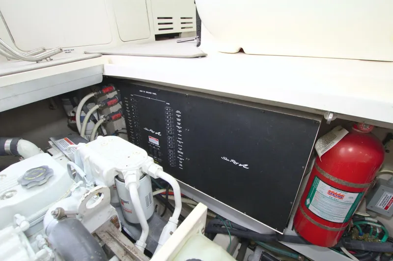 Slide: The Image of Sea Ray 44 Sundancer 2009 - 70