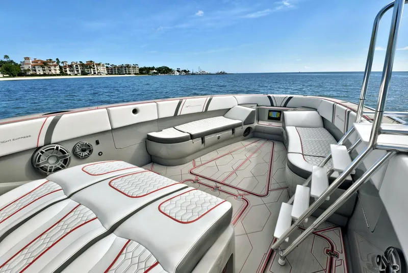 Slide: The Image of Midnight Express 43 Open 2023 - 15
