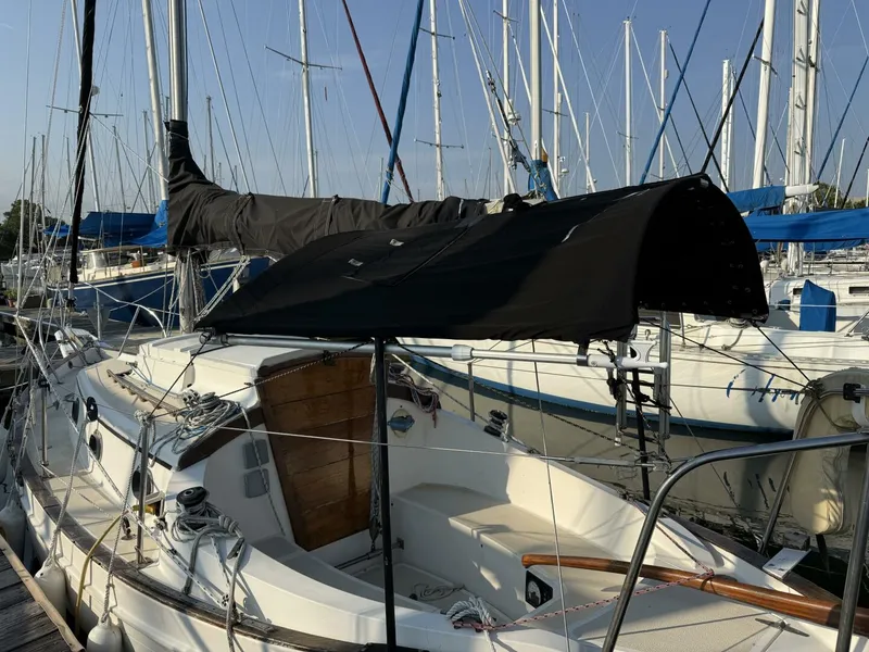 Slide: The Image of Pacific Seacraft 25 1977 - 10