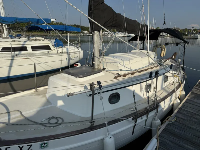 Slide: The Image of Pacific Seacraft 25 1977 - 5