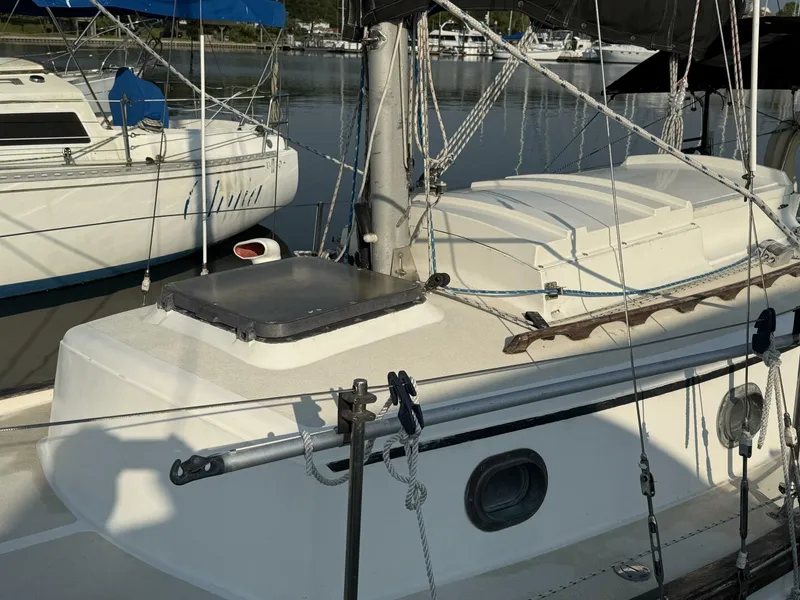 Slide: The Image of Pacific Seacraft 25 1977 - 6