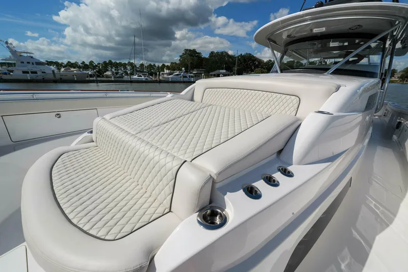 Slide: The Image of Valhalla Boatworks V-55 2024 - 11
