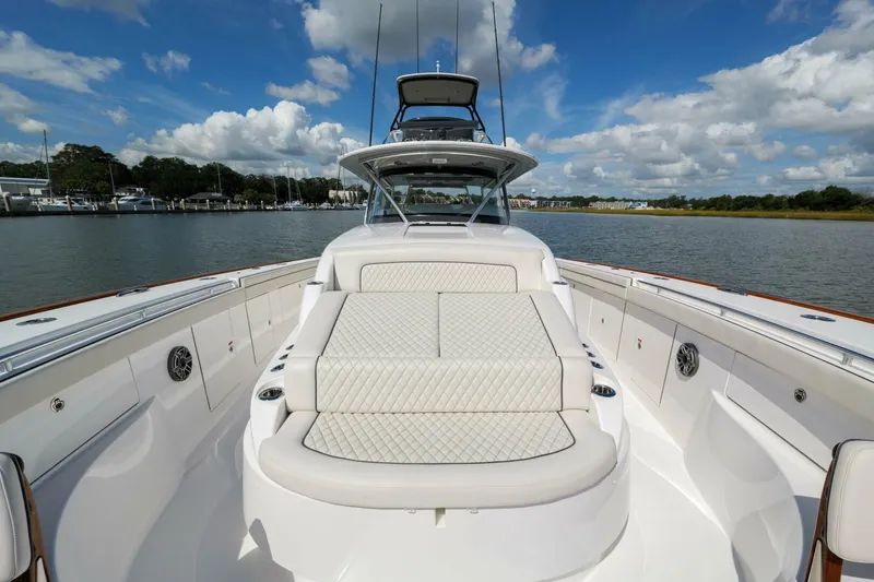 Slide: The Image of Valhalla Boatworks V-55 2024 - 12