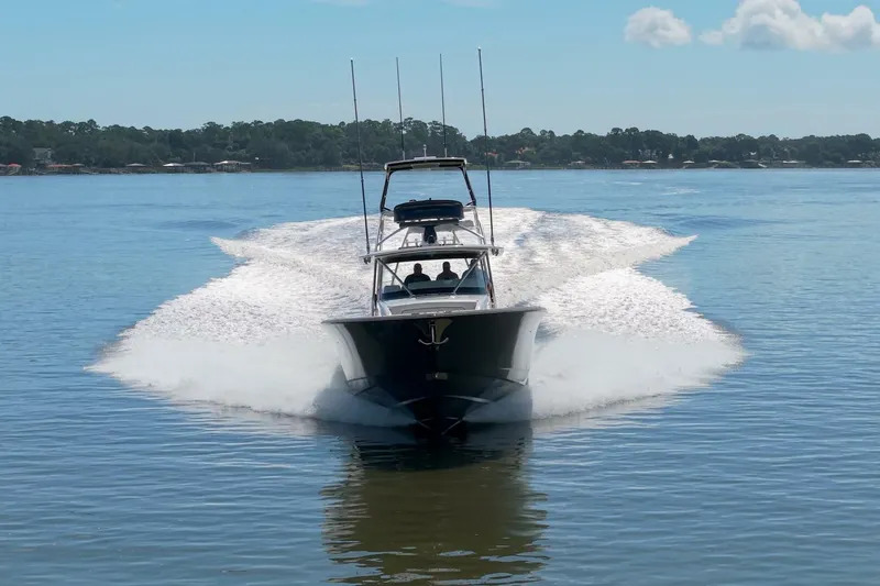 Slide: The Image of Valhalla Boatworks V-55 2024 - 4