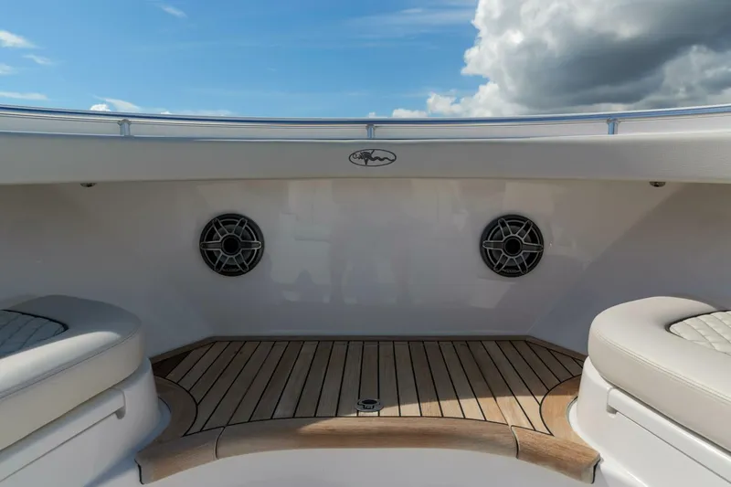 Slide: The Image of Valhalla Boatworks V-55 2024 - 8