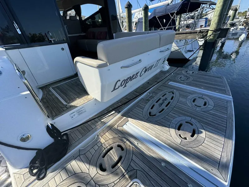Slide: The Image of Sea Ray 470 Sundancer 2016 - 28