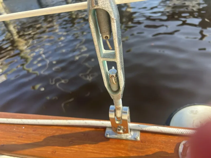 Slide: The Image of Island Packet Cutter 1994 - 30