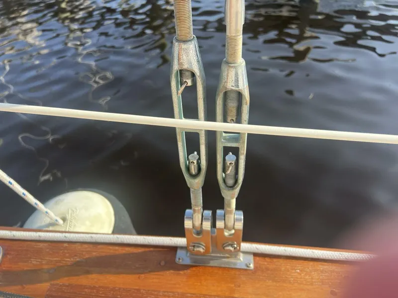 Slide: The Image of Island Packet Cutter 1994 - 31