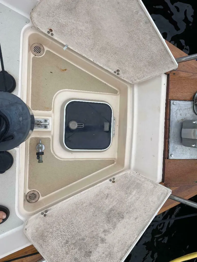 Slide: The Image of Island Packet Cutter 1994 - 36