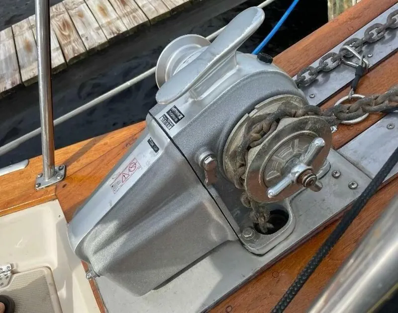 Slide: The Image of Island Packet Cutter 1994 - 45