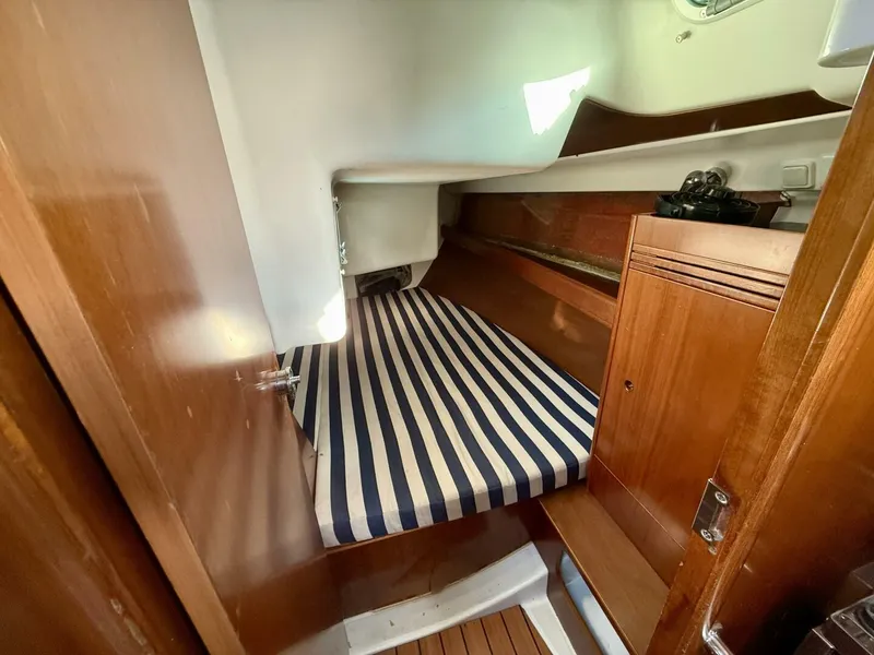 Slide: The Image of Beneteau First 36.7 2005 - 7