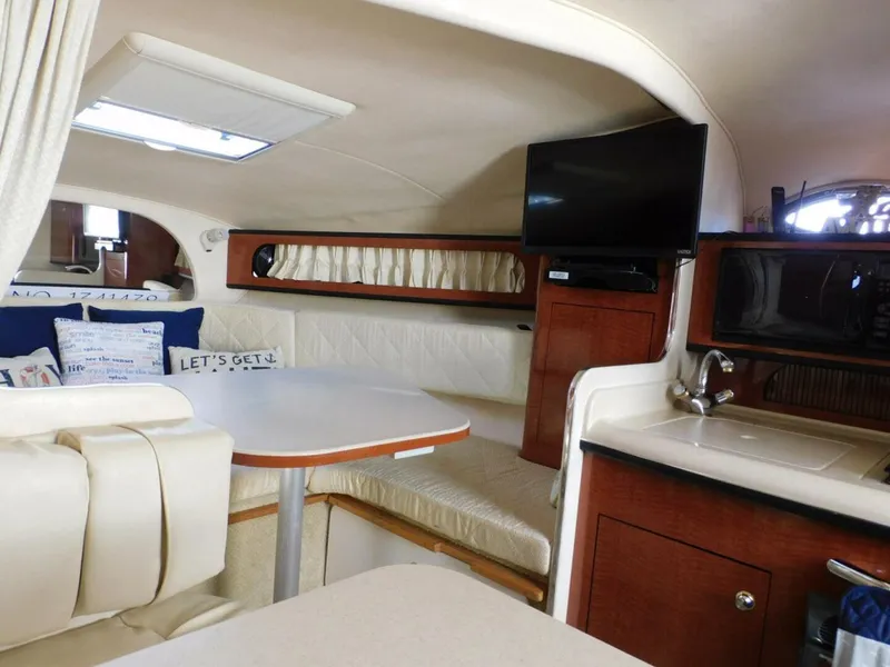 Slide: The Image of Sea Ray 280 Sundancer 2004 - 10